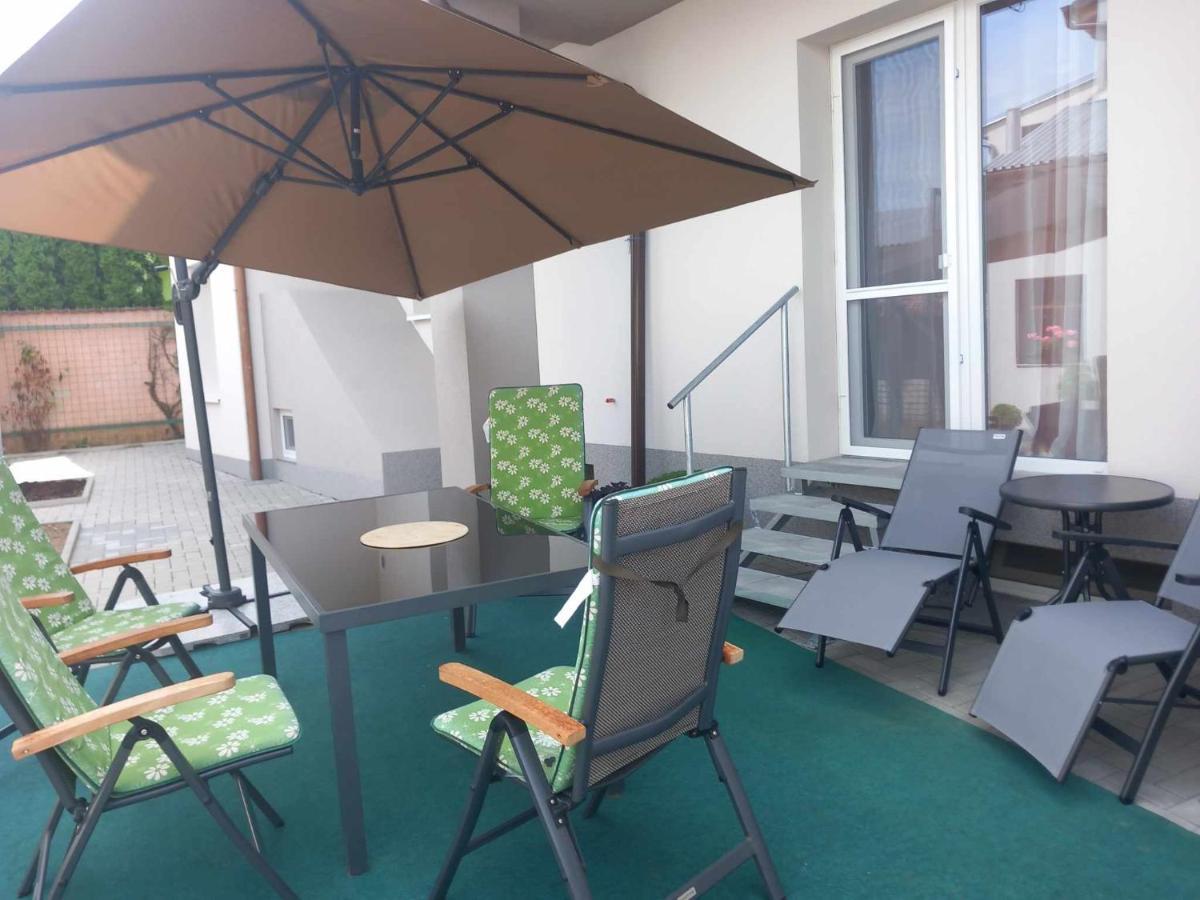 V Centru Apartment Lanžhot Екстериор снимка